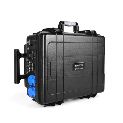Aufladen des tragbaren Lithium-Kraftwerks mit Lifepo4-Batterie 110 V 220 V 2500 W