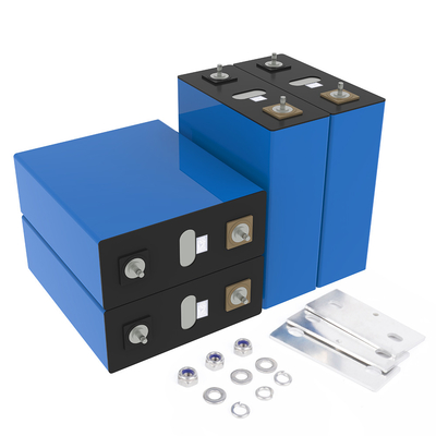 Superverkauf 3.2V 280Ah Lifepo4 Batteriezelle 4000 Zyklen Klasse A Revolutionär 3.2V 280Ah